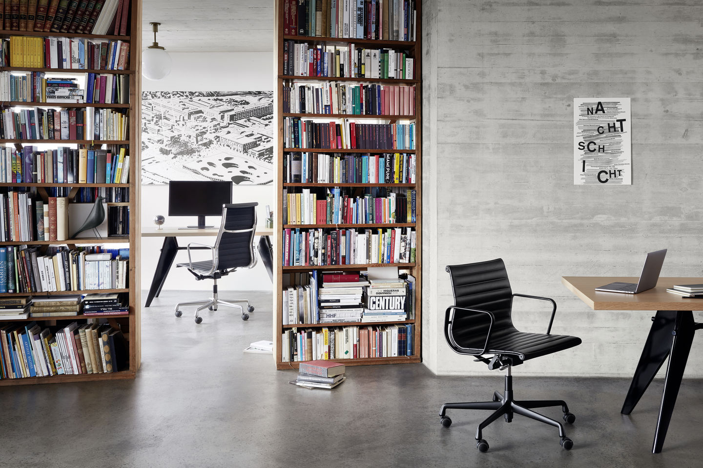 Vitra ALUMINIUM EA118 work chair - Image 3