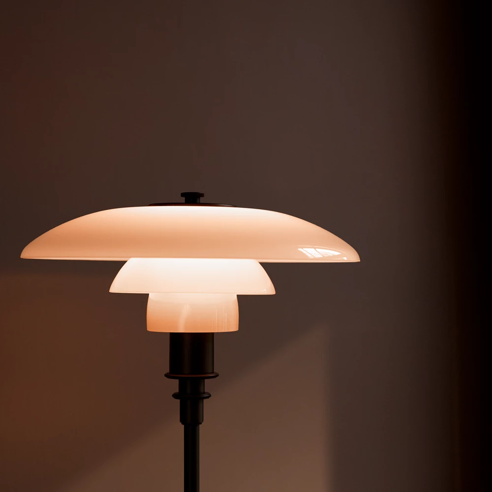 Louis Poulsen PH 3/2 LIMITED EDITION -pöytävalaisin, dusty terracotta – Poistuva malli - Image 3