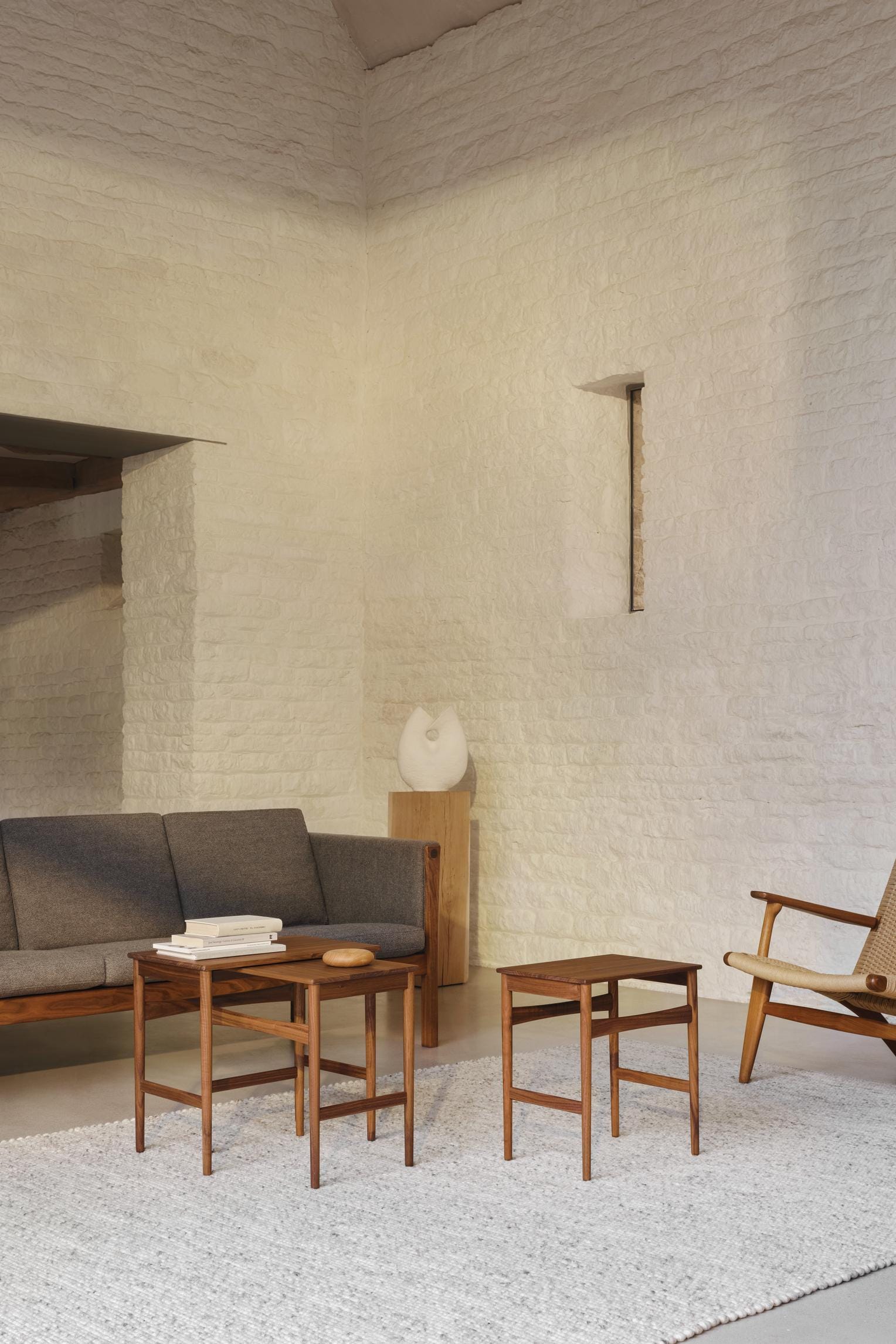 Carl Hansen CH004 NESTING side tables - Image 7