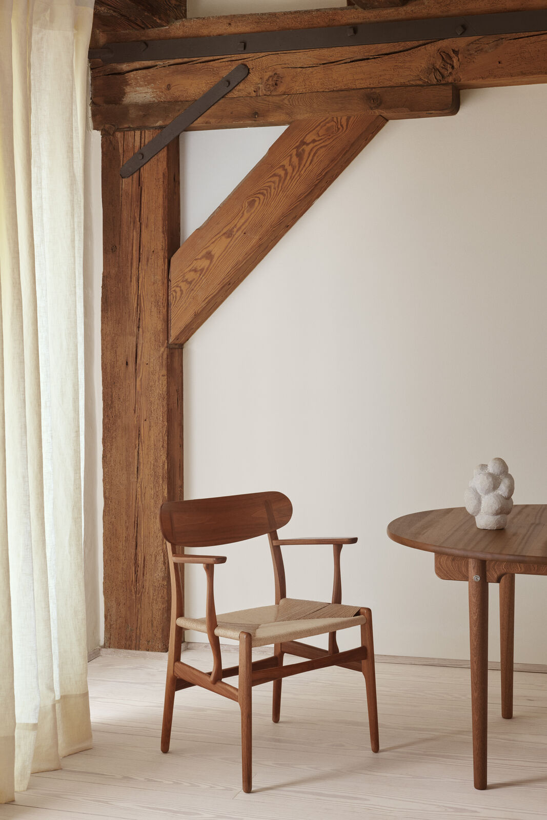 Carl Hansen CH337-ruokapöytä - Image 4