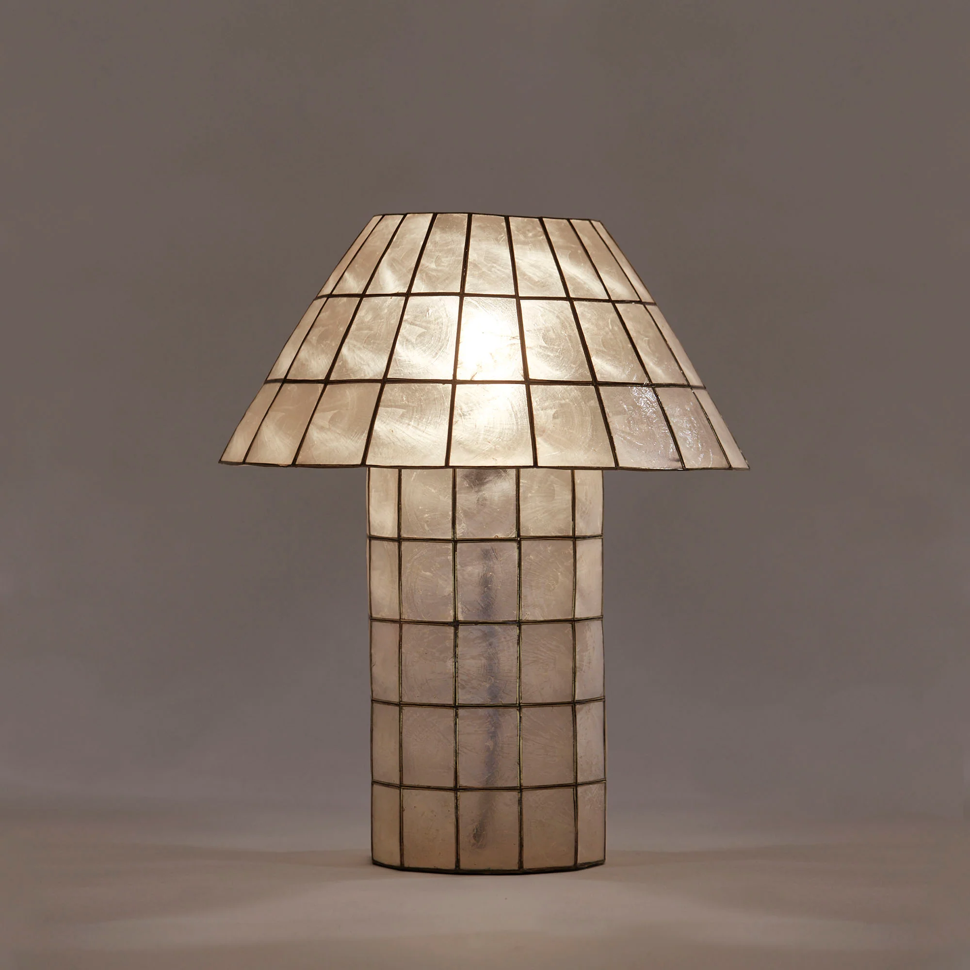 Dusty Deco CORNELIA -pöytävalaisin - Image 3