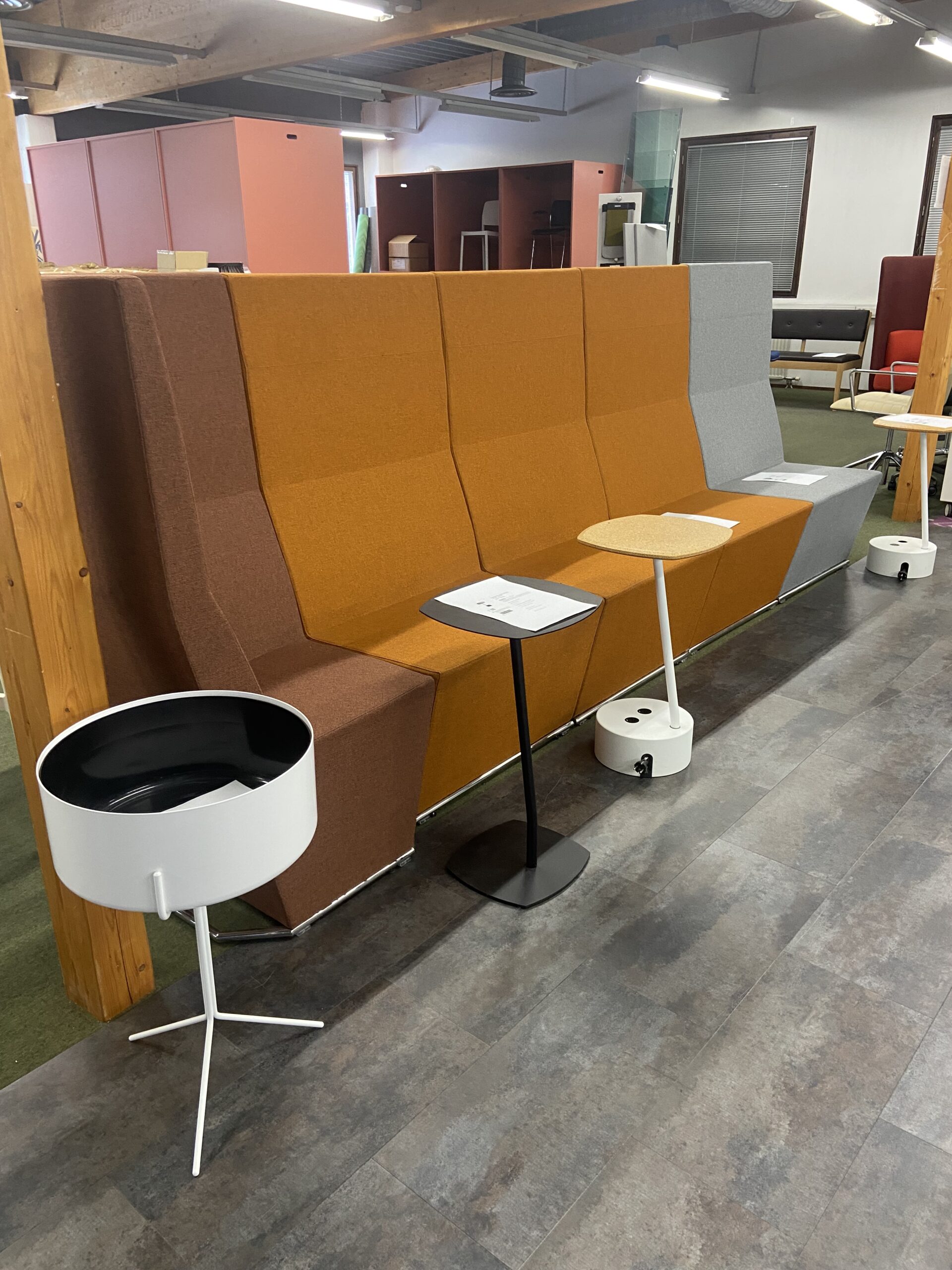 Lammhults AREA-sohva, keskipala oranssi (3kpl jäljellä), outlet - Image 2