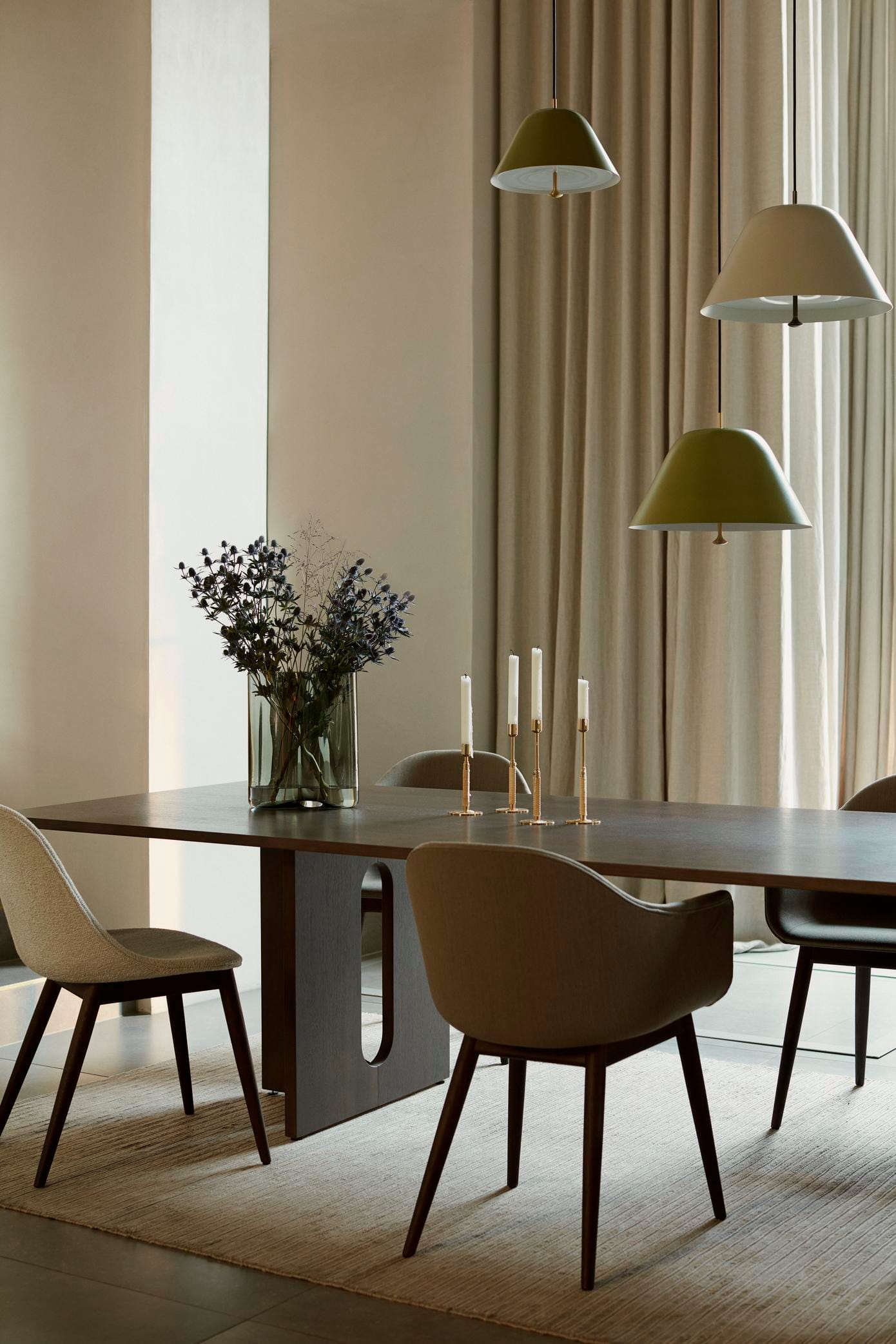 Audo Copenhagen ANDROGYNE dining table - Image 8