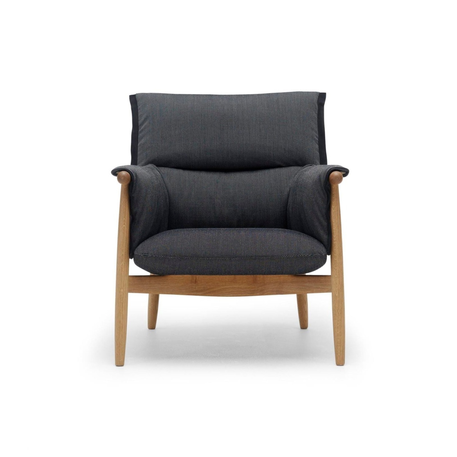 Carl Hansen & Søn E015 EMBRACE -nojatuoli