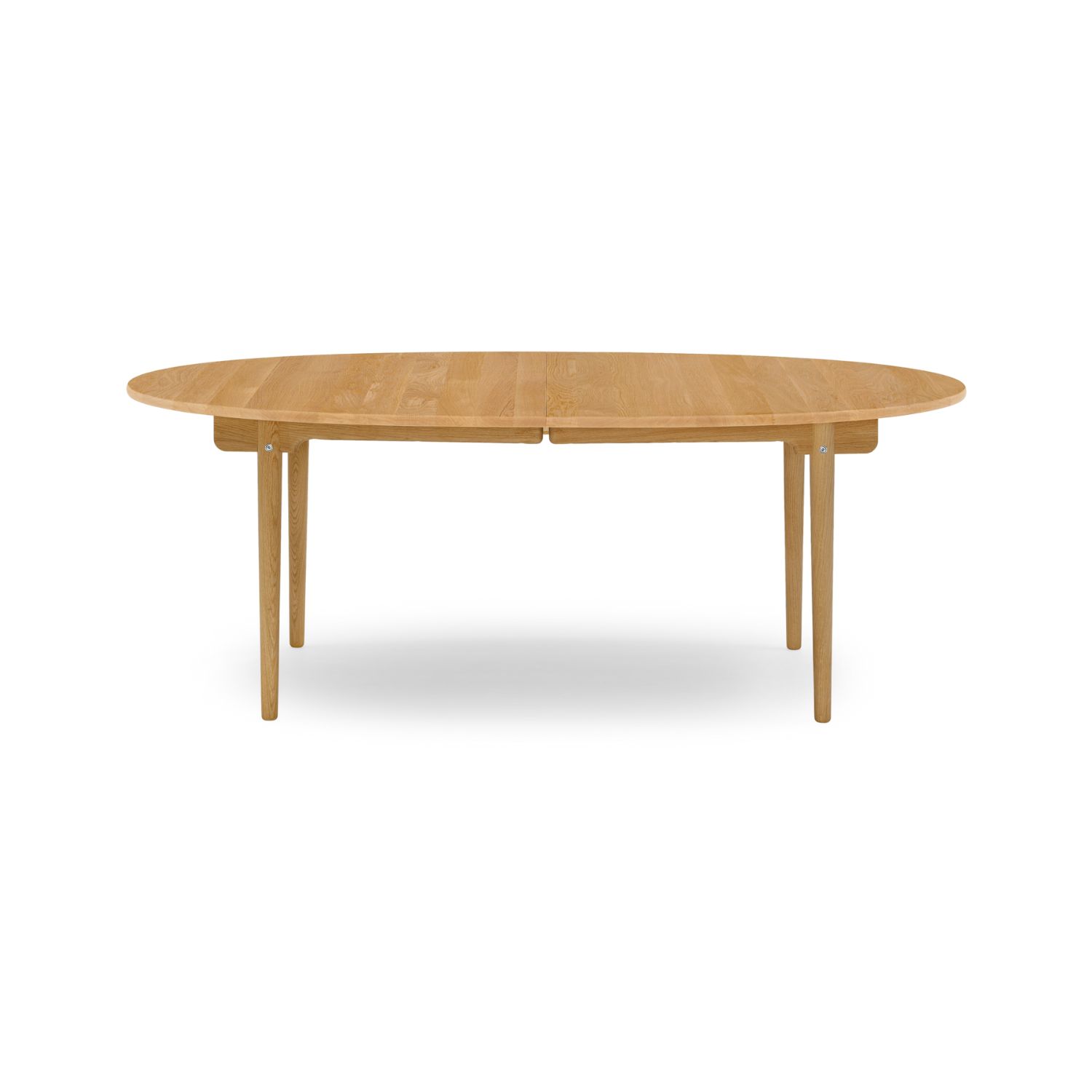 Carl Hansen CH338-ruokapöytä