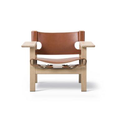 Fredericia THE SPANISH CHAIR -nojatuoli, saippuoitu tammi/konjakkinahka